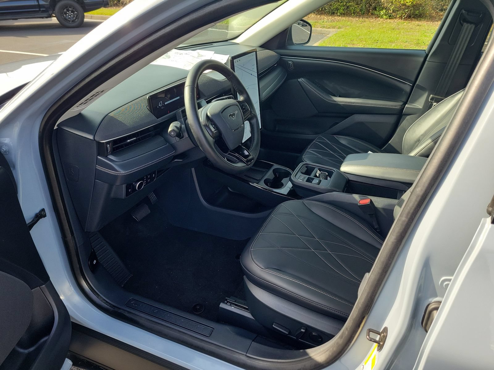 Certified 2025 Ford Mustang Mach-E Select w/ Comfort Package Lite AWD/4WD image 16