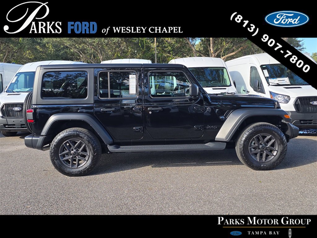 Used 2024 Jeep Wrangler Sport S image 3
