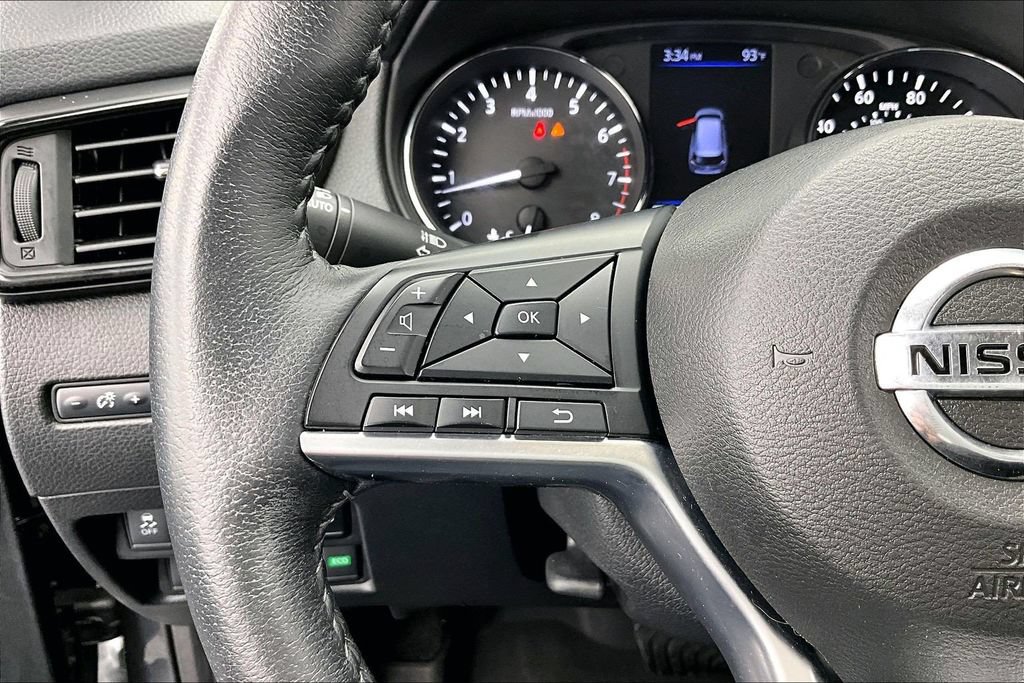 Used 2020 Nissan Rogue SV w/ Premium Package AWD/4WD image 18