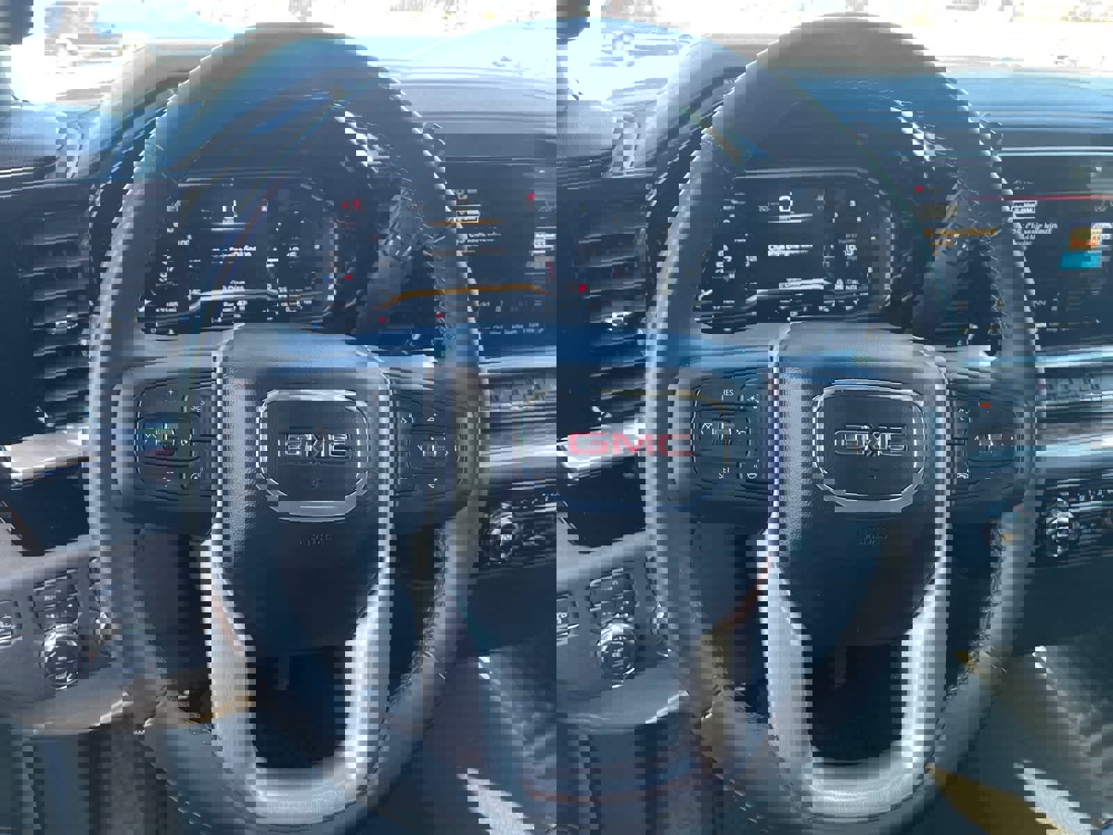 Used 2024 GMC Sierra 1500 Elevation image 9