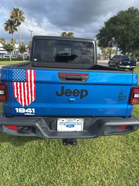 Used 2024 Jeep Gladiator Sport AWD/4WD image 9