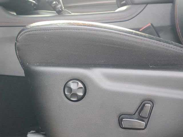 Used 2023 Dodge Durango GT image 6