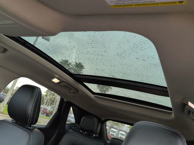 Certified 2020 Ford Escape SEL image 20