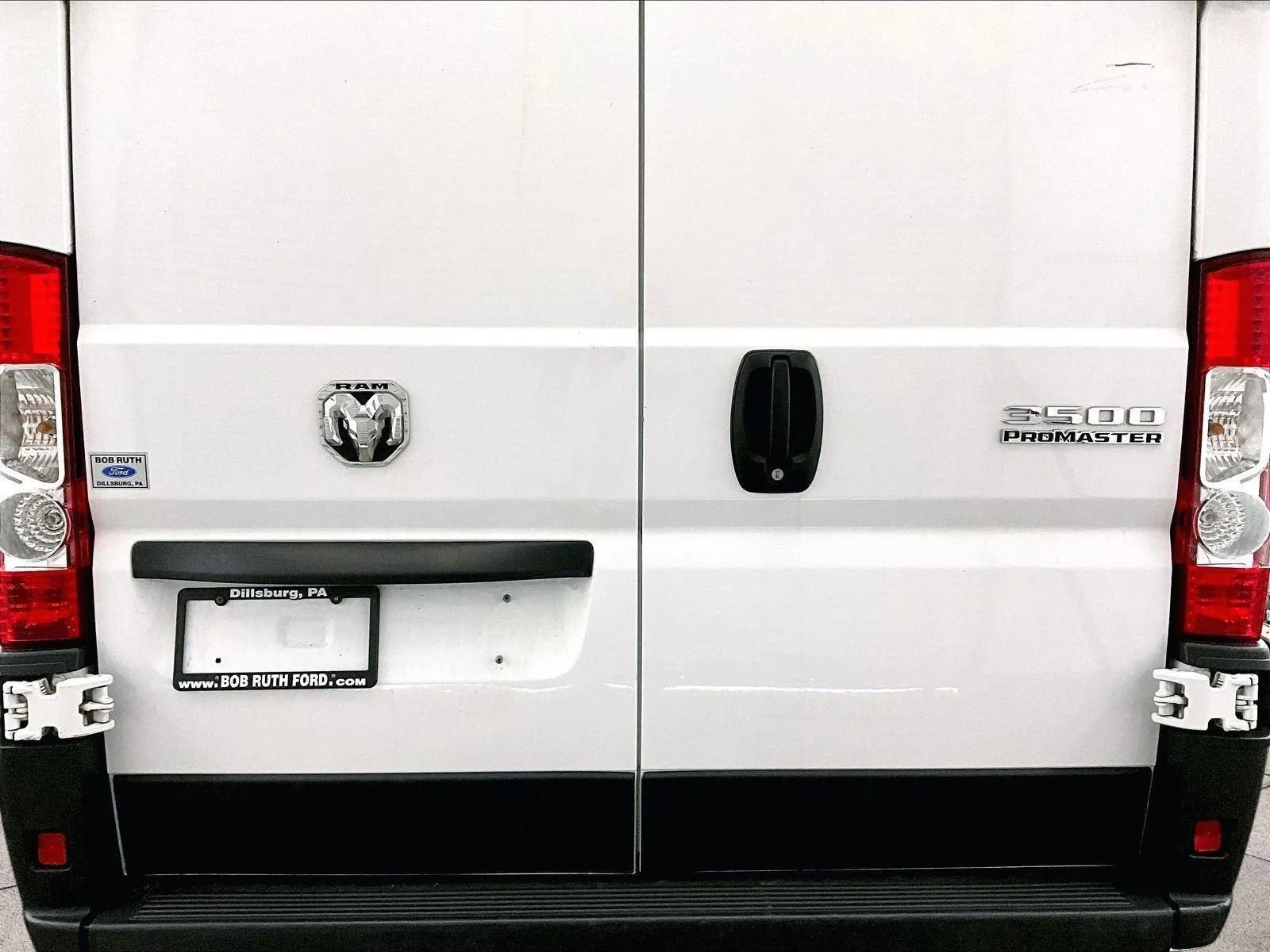 Used 2023 RAM ProMaster 3500 FWD image 4