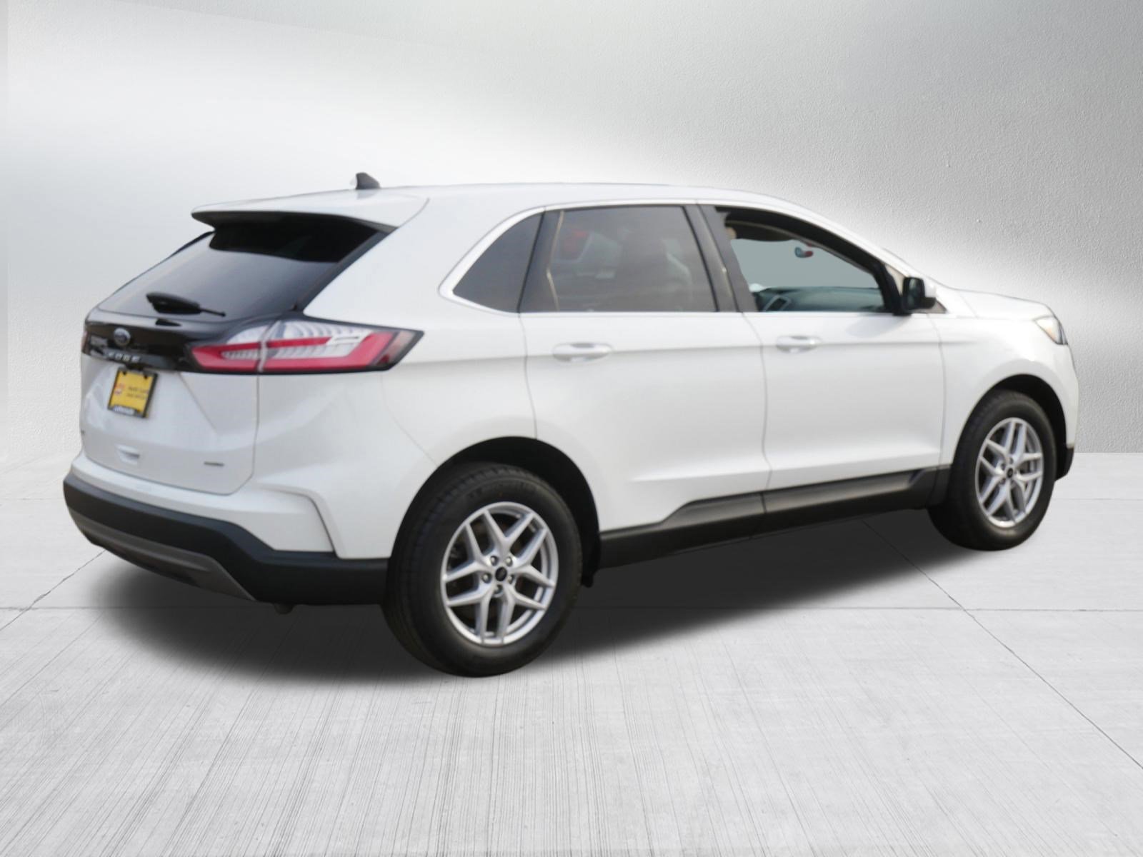 Certified 2023 Ford Edge SEL w/ Convenience Package image 5