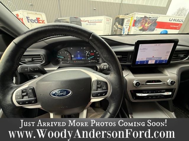Certified 2022 Ford Explorer XLT w/ Equipment Group 202A image 9