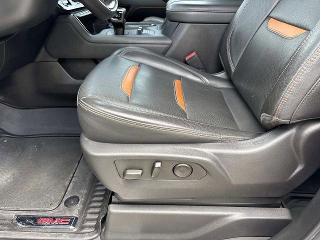 Used 2023 GMC Sierra 1500 AT4 w/ AT4 Premium Package AWD/4WD image 16