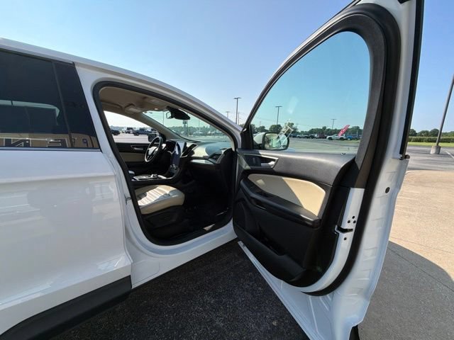 Certified 2022 Ford Edge SEL AWD/4WD image 21