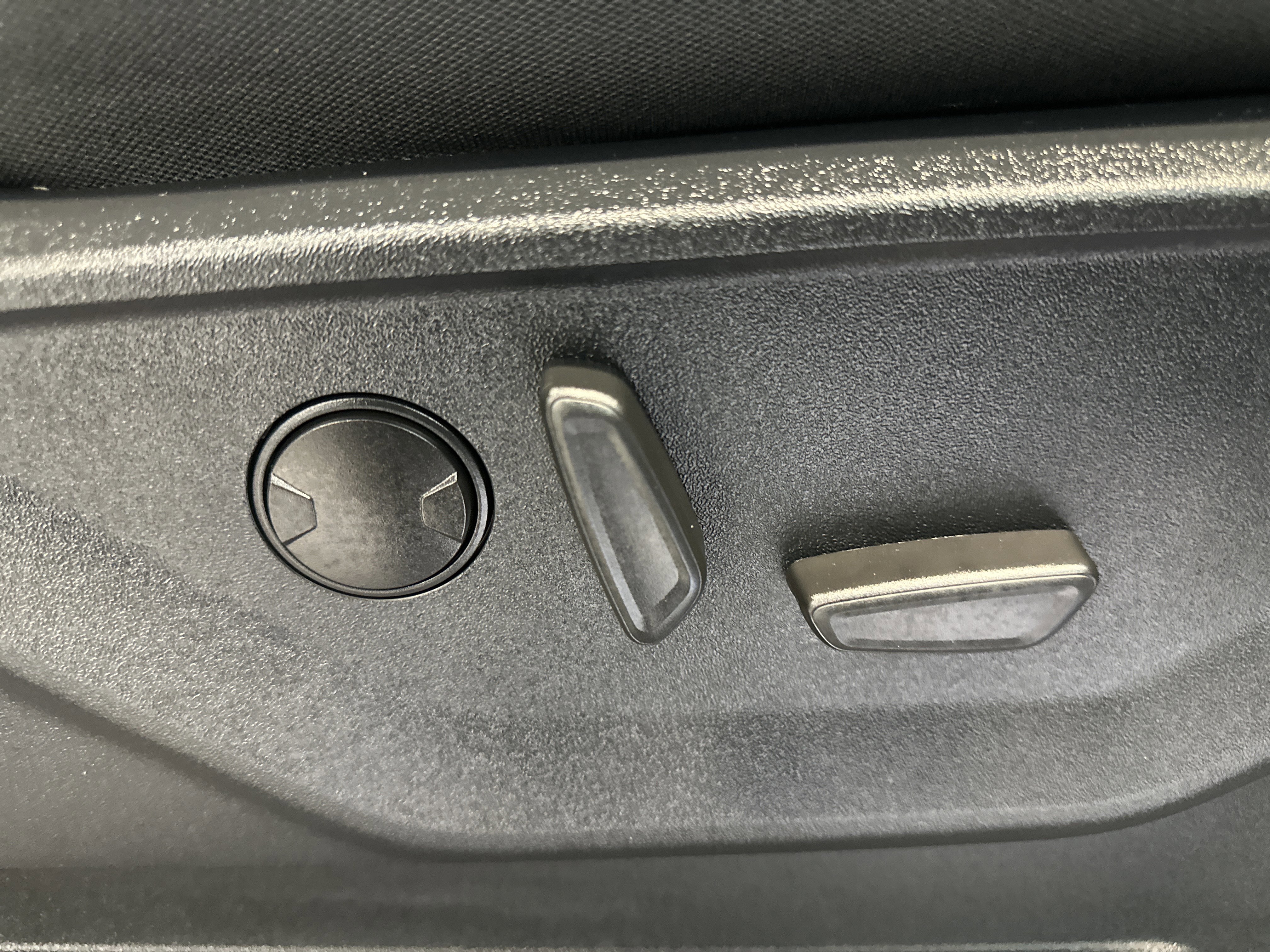 Certified 2023 Ford F150 XLT w/ Equipment Group 302A High image 26