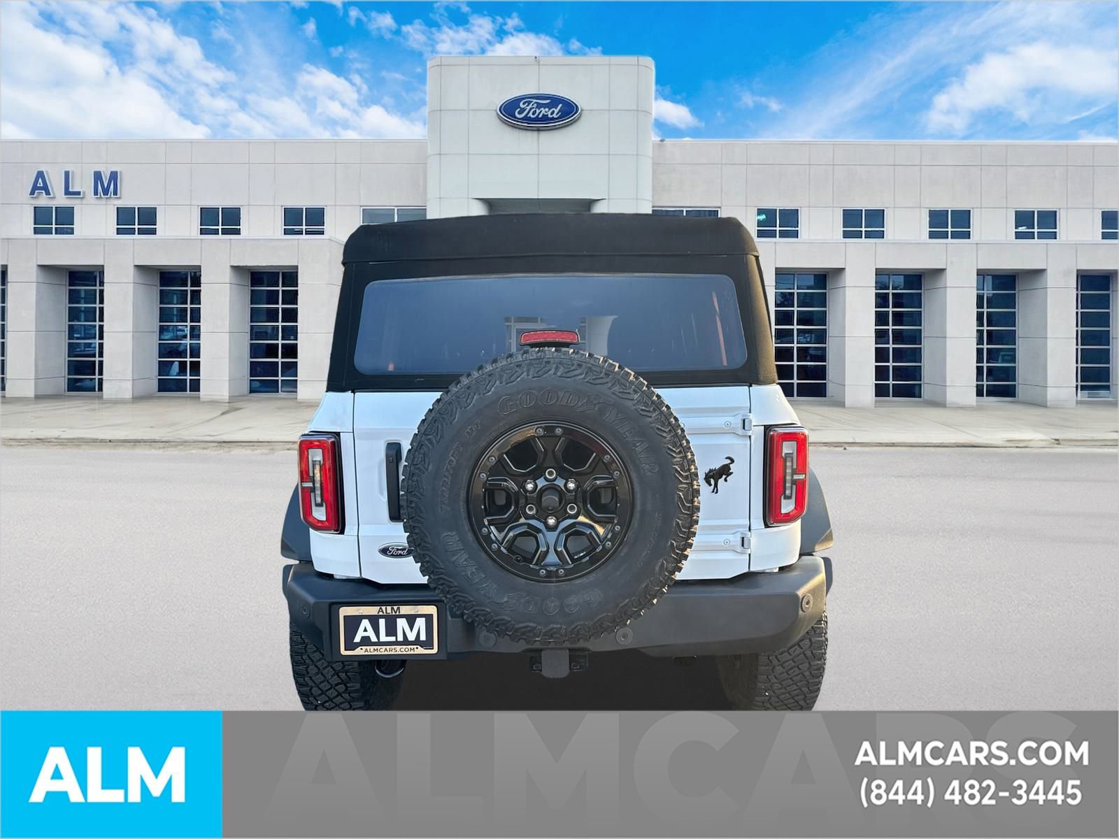 Certified 2023 Ford Bronco Wildtrak image 6