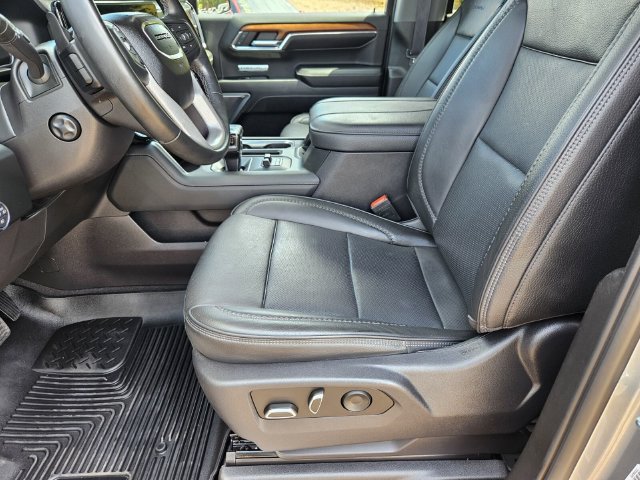 Used 2023 GMC Sierra 1500 Denali w/ Denali Reserve Package AWD/4WD image 17