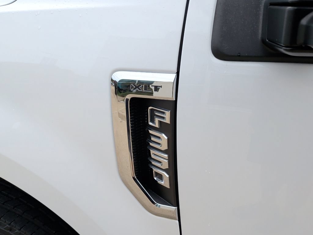 Certified 2022 Ford F350 XLT w/ XLT Premium Package AWD/4WD image 37