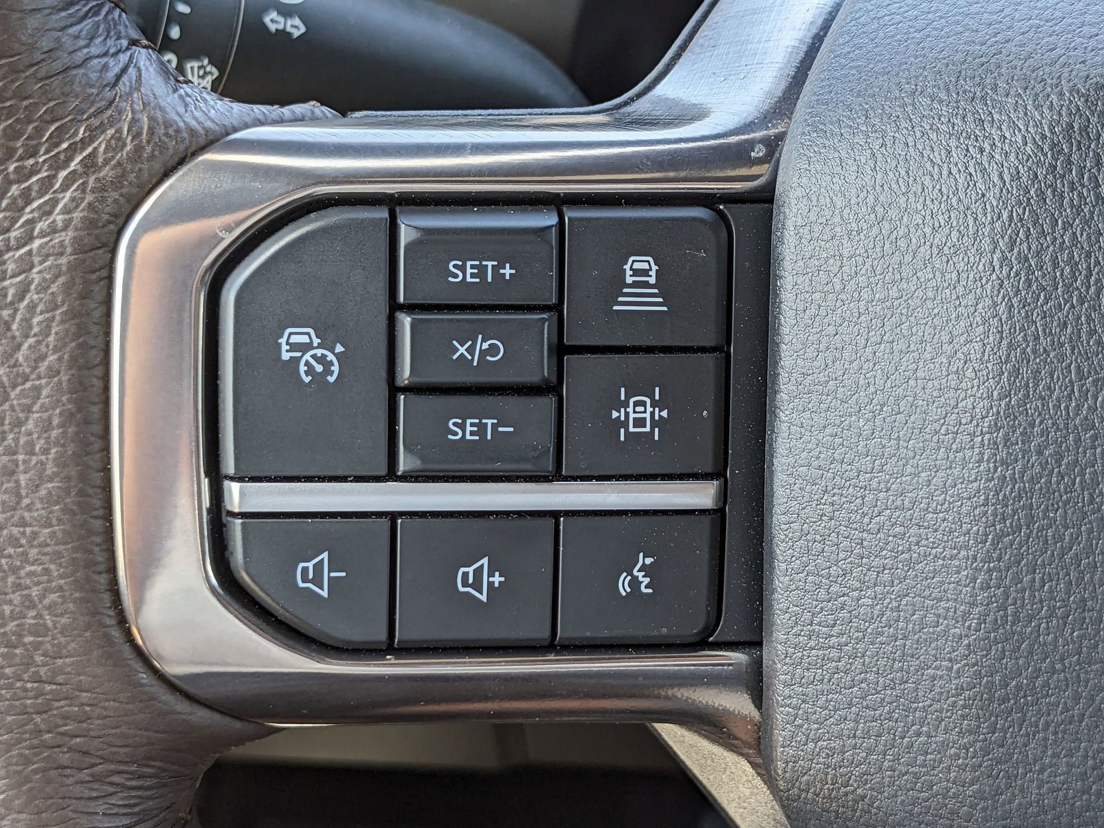 Certified 2024 Ford F150 King Ranch w/ FX4 Off-Road Package image 27