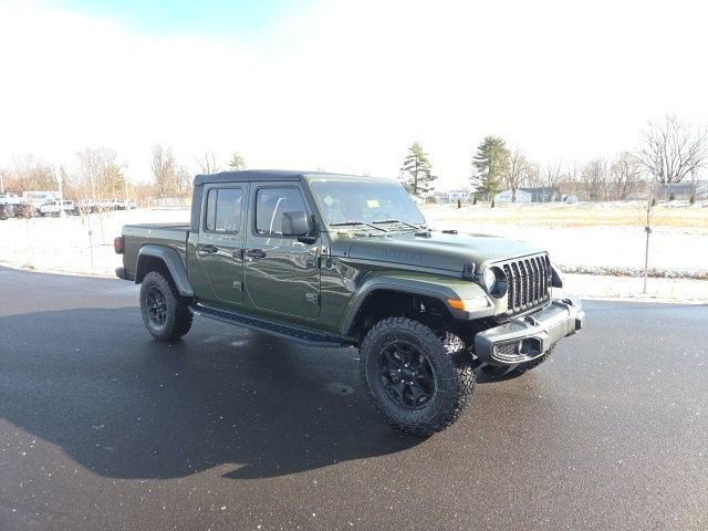 Used 2022 Jeep Gladiator Sport image 1