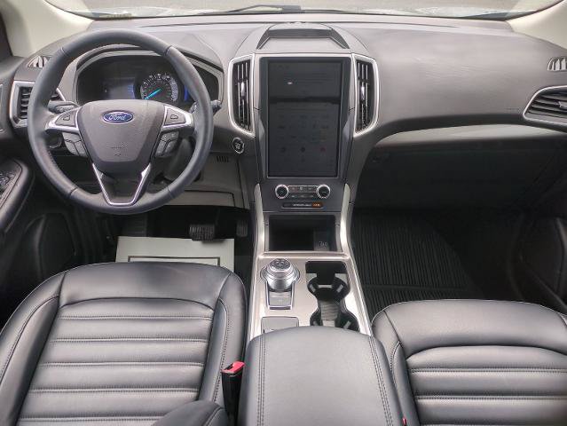 Certified 2024 Ford Edge SEL w/ Convenience Package AWD/4WD image 12