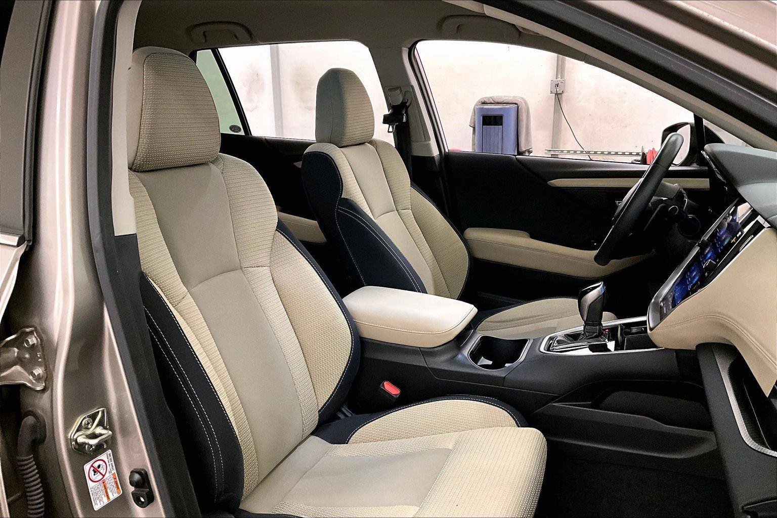 Used 2020 Subaru Outback Premium image 7