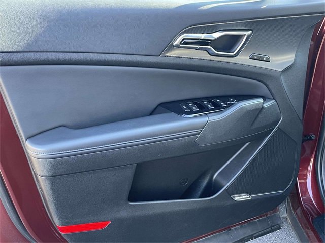 Used 2024 Kia Sportage SX image 16