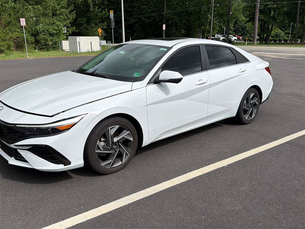 Used 2024 Hyundai Elantra Limited