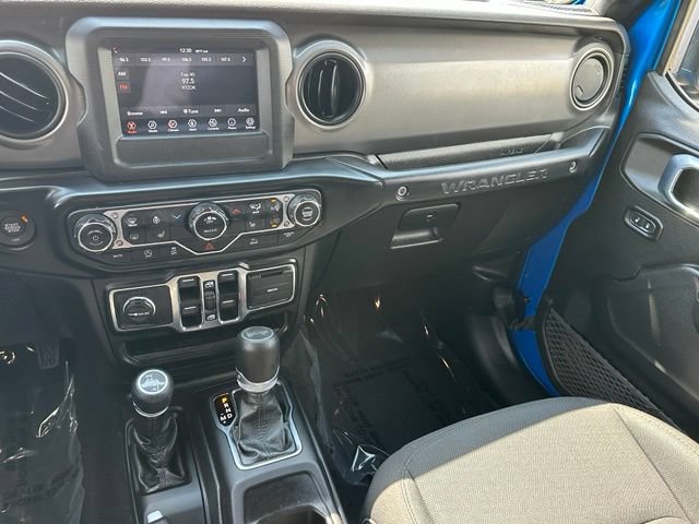 Used 2022 Jeep Wrangler Unlimited Sport AWD/4WD image 15