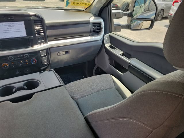 Certified 2025 Ford F250 XLT AWD/4WD image 12