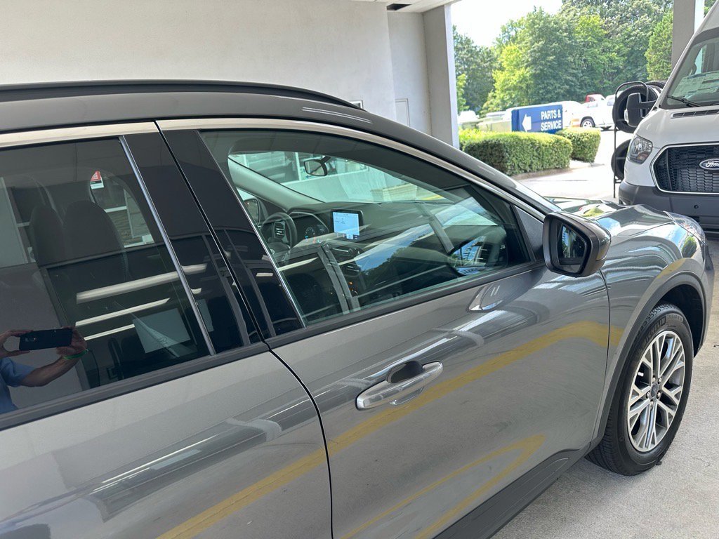 Certified 2022 Ford Escape SEL image 11