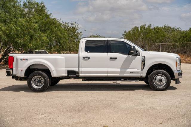Certified 2026 Ford F350 XLT AWD/4WD image 9