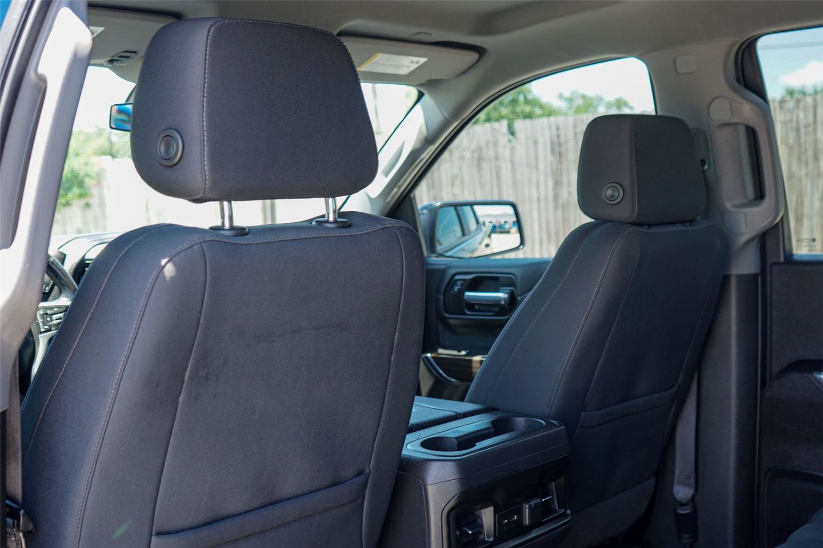 Used 2021 Chevrolet Silverado 1500 LT Trail Boss w/ Convenience Package II AWD/4WD image 21