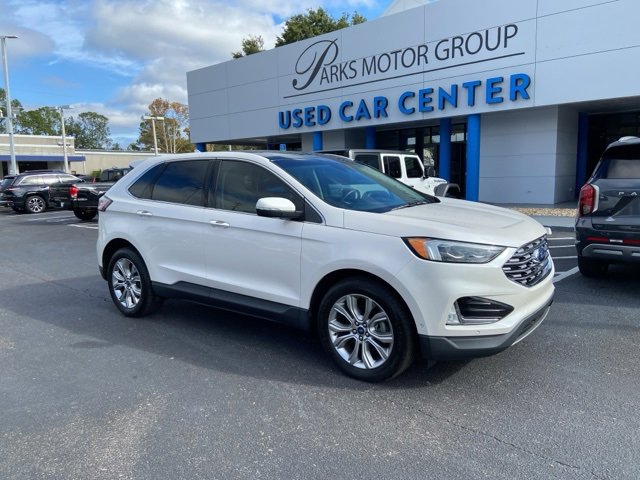 Certified 2019 Ford Edge Titanium w/ Equipment Group 301A image 2