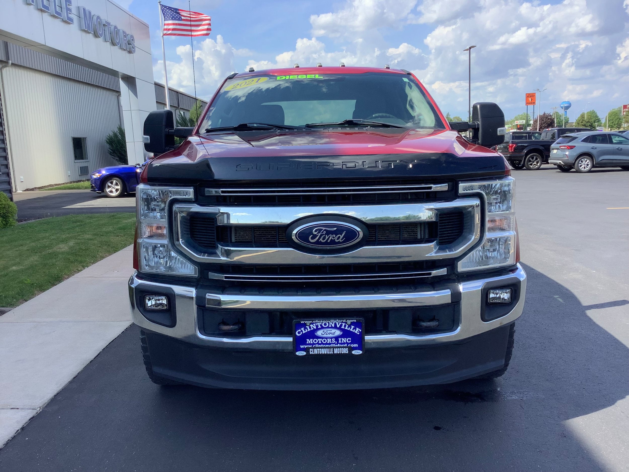 Certified 2021 Ford F250 XLT w/ XLT Value Package AWD/4WD image 3