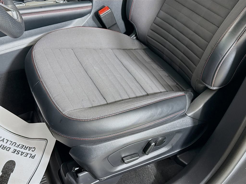 Certified 2025 Ford Explorer ST-Line w/ Premium Package image 20