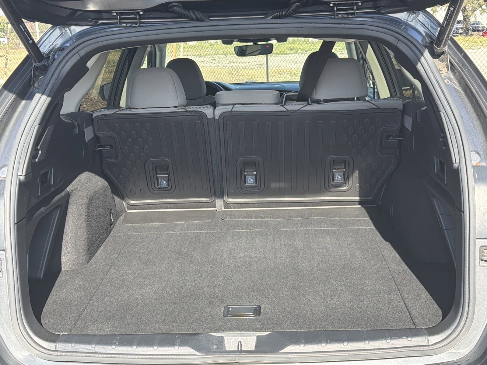 Used 2021 Subaru Outback Premium image 10