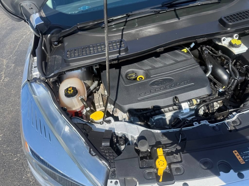 Certified 2018 Ford Escape SE w/ SE Sync 3 Package FWD image 57