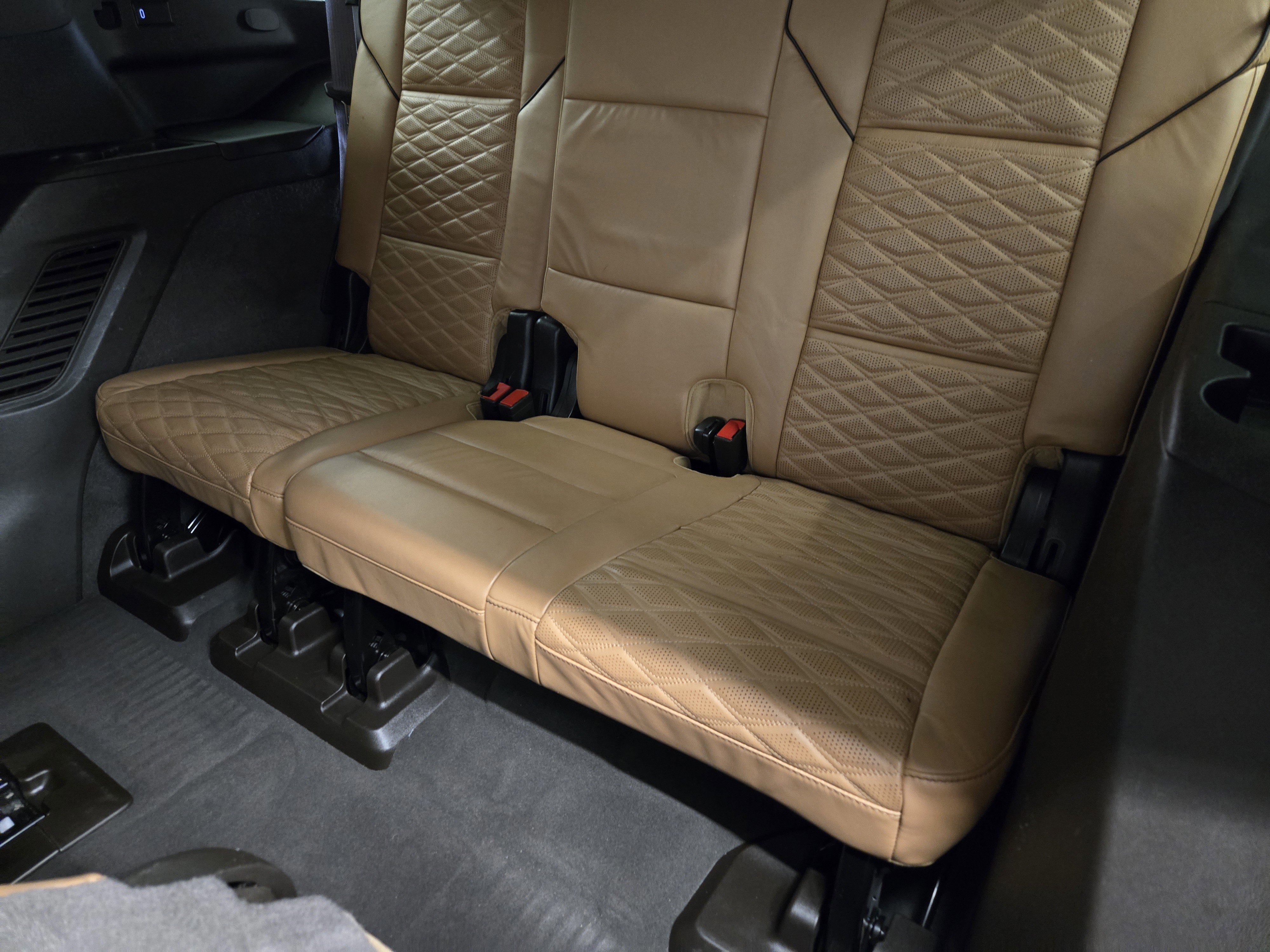 Used 2021 Cadillac Escalade Sport w/ Driver Assist Tech Package image 30