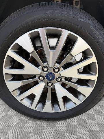 Certified 2021 Ford Escape Titanium w/ Class II Trailer Tow Package AWD/4WD image 21