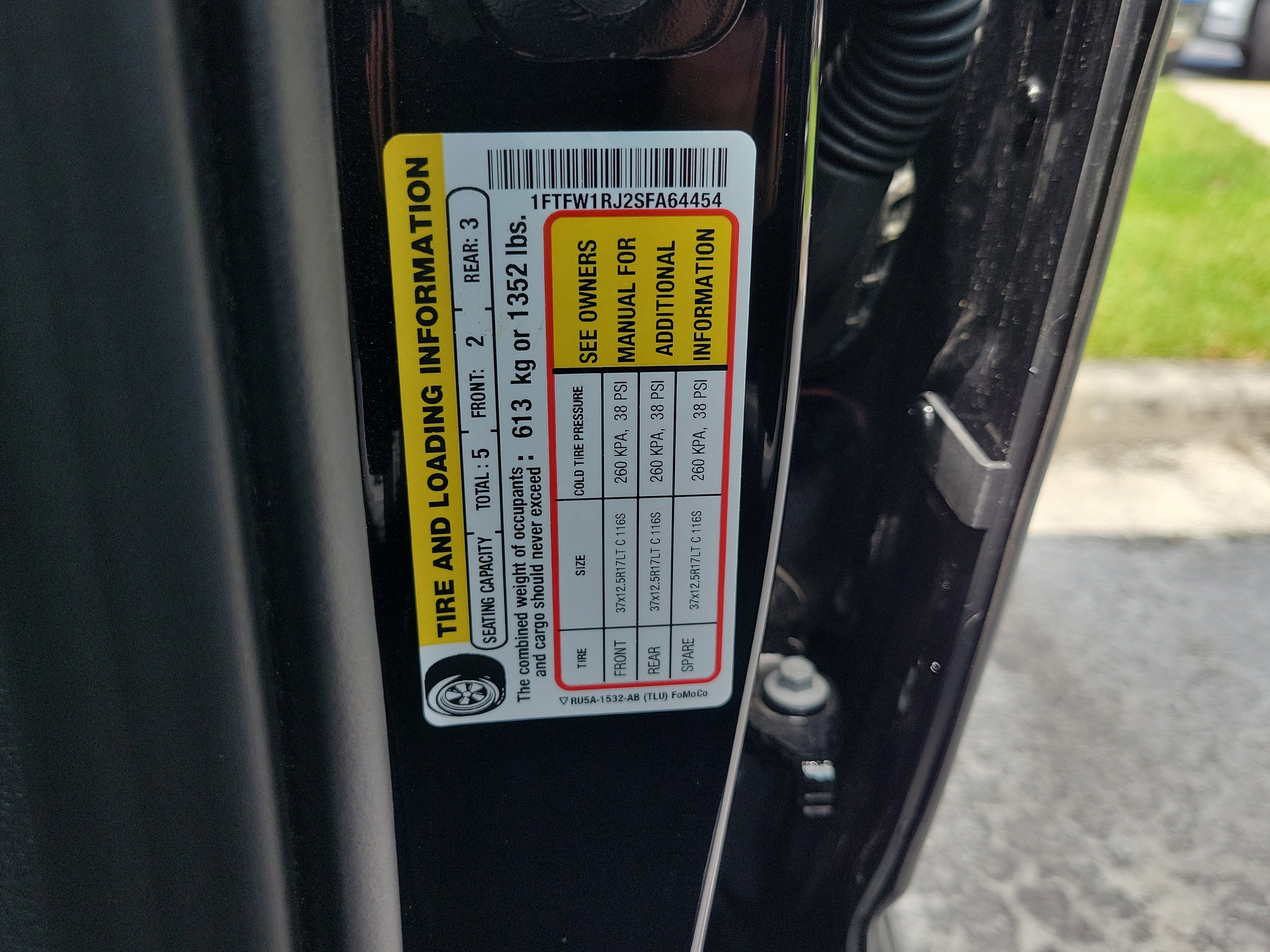 Certified 2025 Ford F150 Raptor w/ Equipment Group 803A Raptor R AWD/4WD image 32