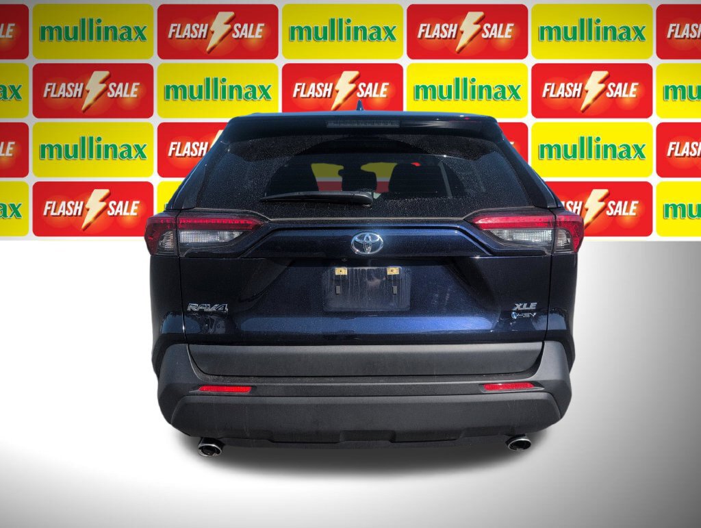 Used 2025 Toyota RAV4 XLE AWD/4WD image 30
