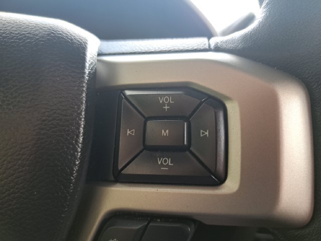 Certified 2019 Ford F150 Lariat w/ Equipment Group 502A Luxury AWD/4WD image 19