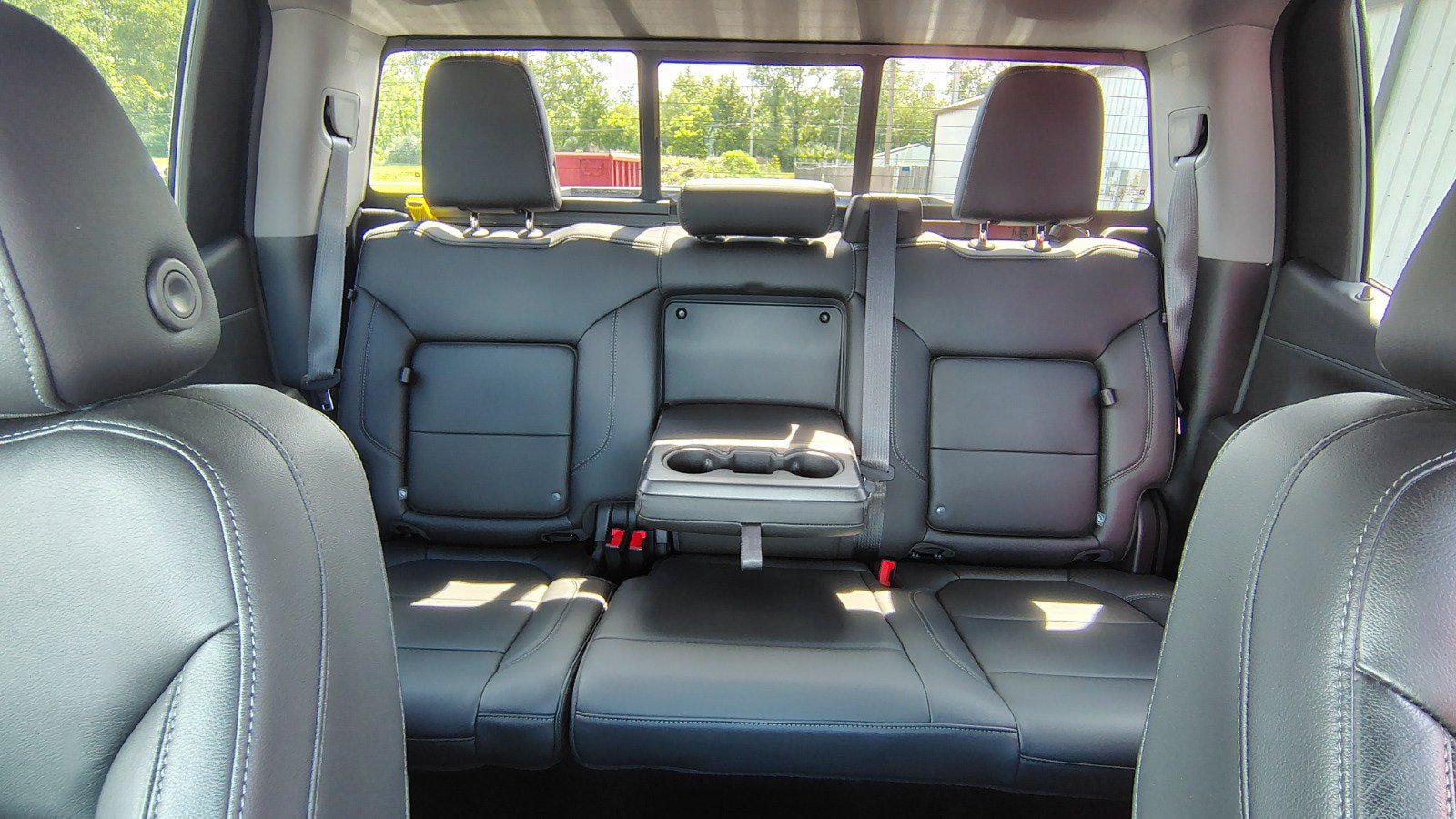 Used 2020 Chevrolet Silverado 1500 LT w/ All-Star Edition AWD/4WD image 24