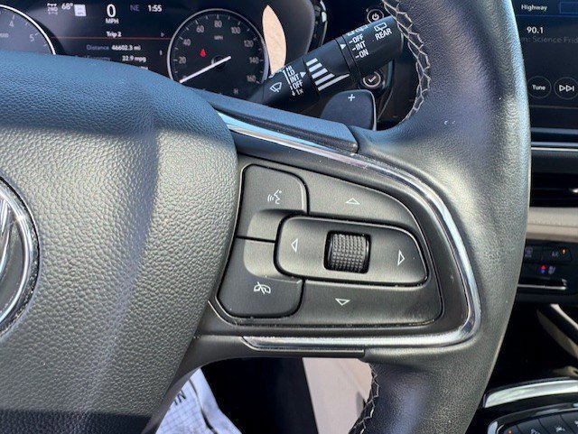 Used 2023 Buick Envision Avenir image 18