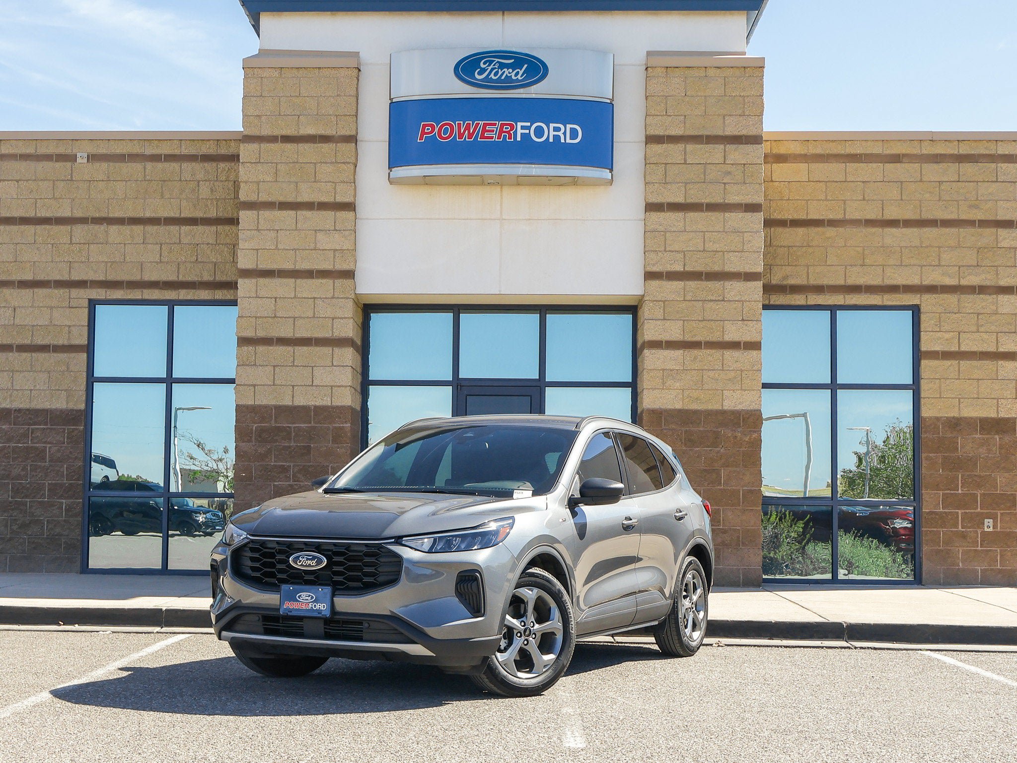Certified 2025 Ford Escape ST-Line FWD image 2
