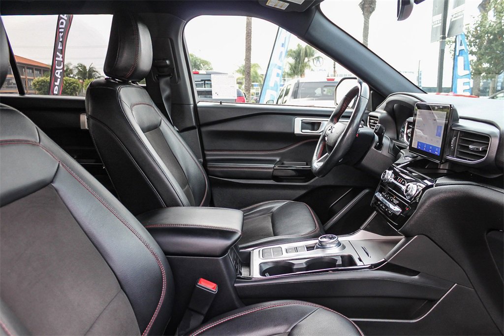 Certified 2022 Ford Explorer ST-Line w/ Class IV Trailer Tow Package image 20