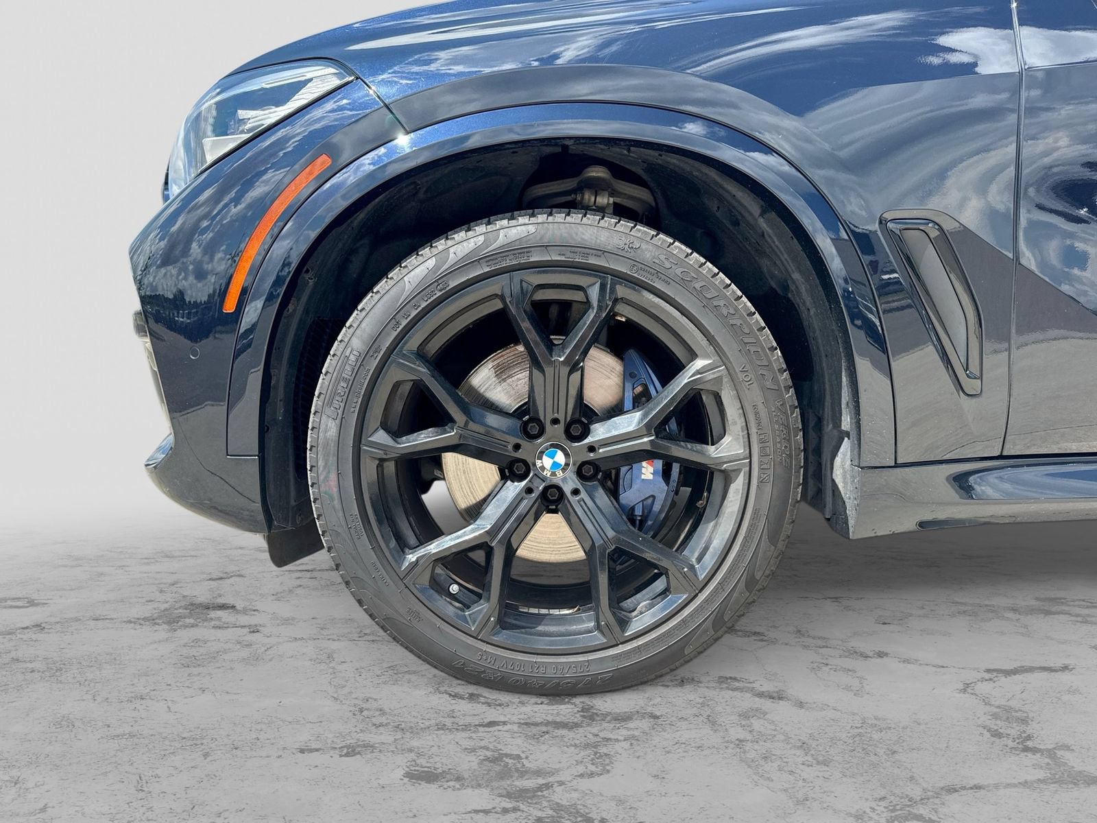 Used 2021 BMW X5 xDrive40i AWD/4WD image 18