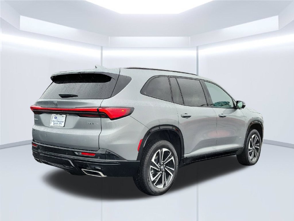 Used 2025 Buick Enclave Sport Touring w/ LPO, All-Weather Package FWD image 5