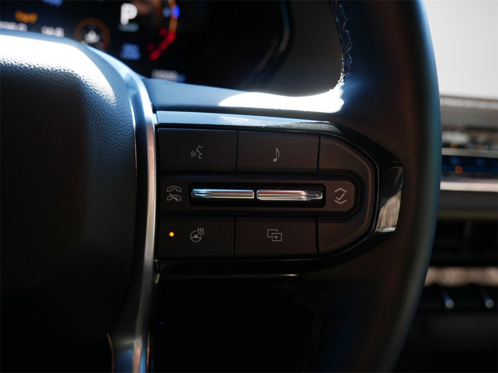 Used 2024 Chevrolet Colorado ZR2 w/ ZR2 Bison Edition image 19