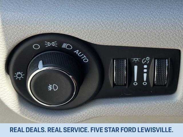 Used 2024 Chrysler Pacifica Limited image 23