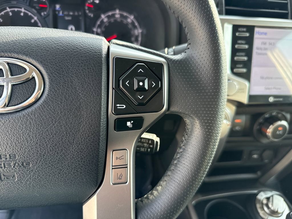Used 2022 Toyota 4Runner SR5 image 15