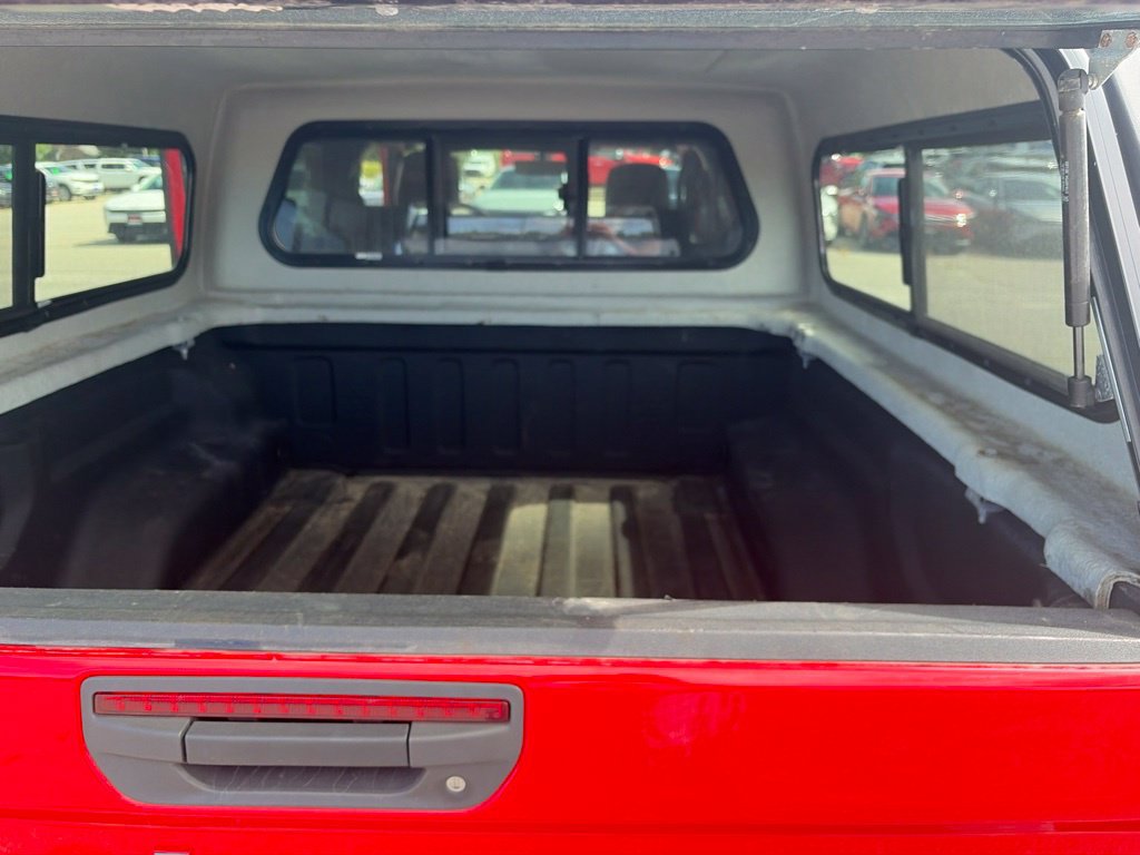 Used 2023 Jeep Gladiator Rubicon w/ LED Lighting Group AWD/4WD image 23