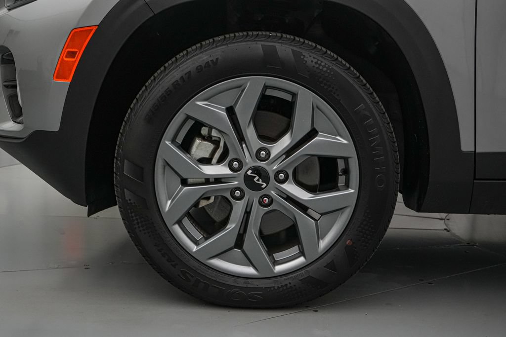Used 2026 Kia Seltos LX AWD/4WD image 10
