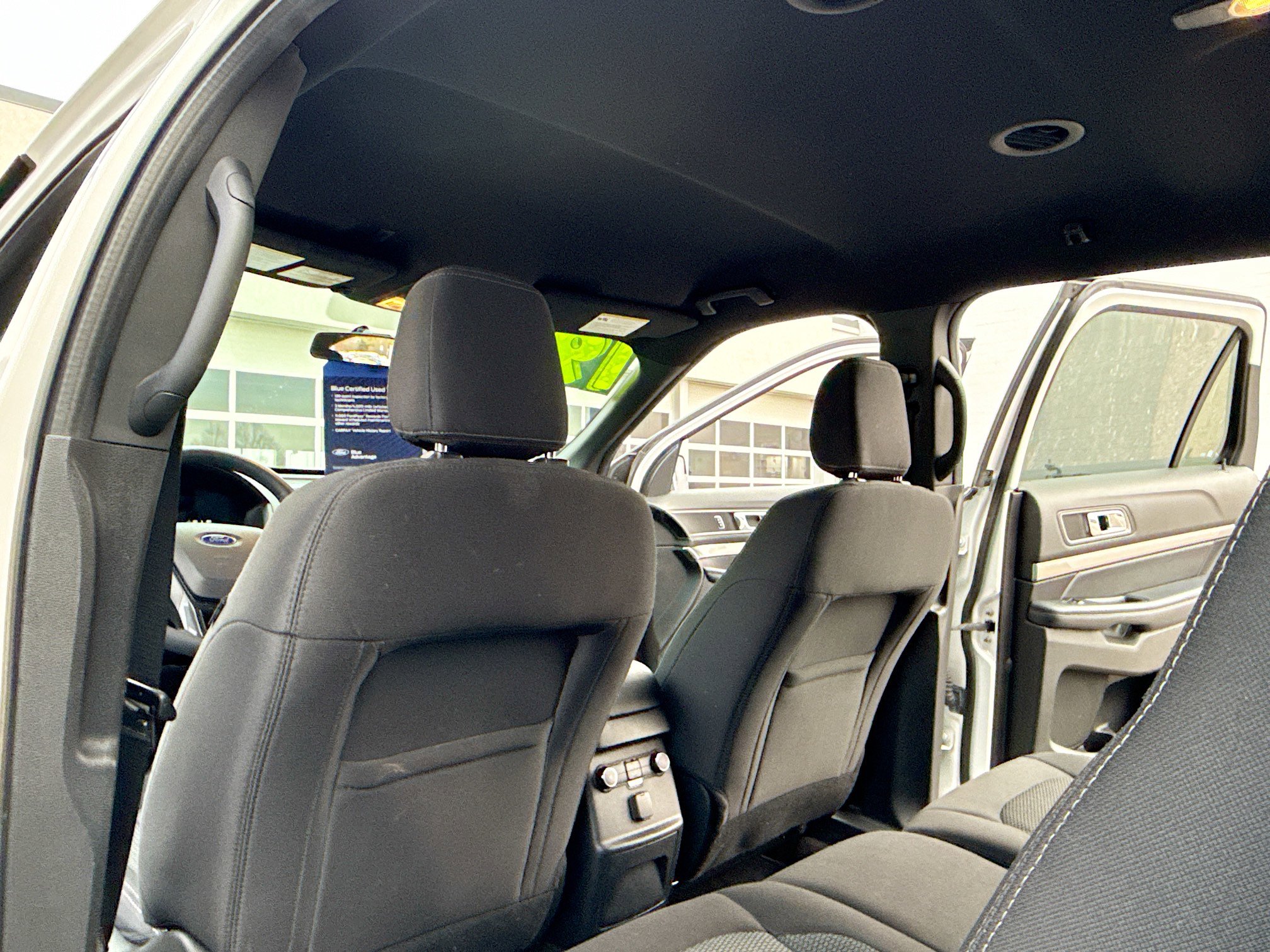 Certified 2018 Ford Explorer XLT image 6