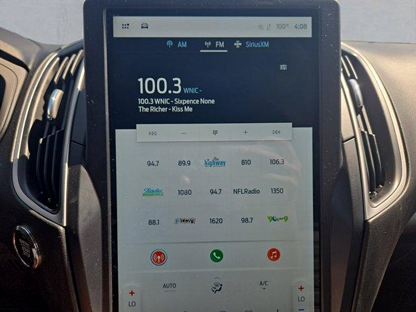 Certified 2024 Ford Edge SEL w/ Convenience Package AWD/4WD image 18